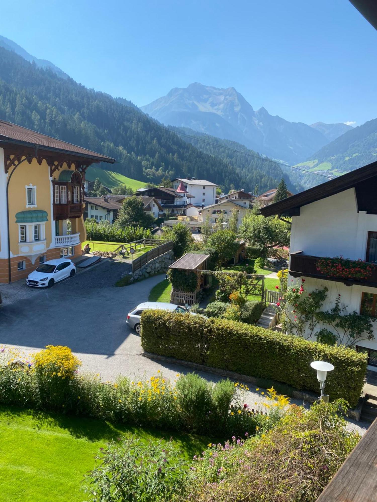 Pension Schwemberger Ohne Fruehstueck Mayrhofen Exterior foto